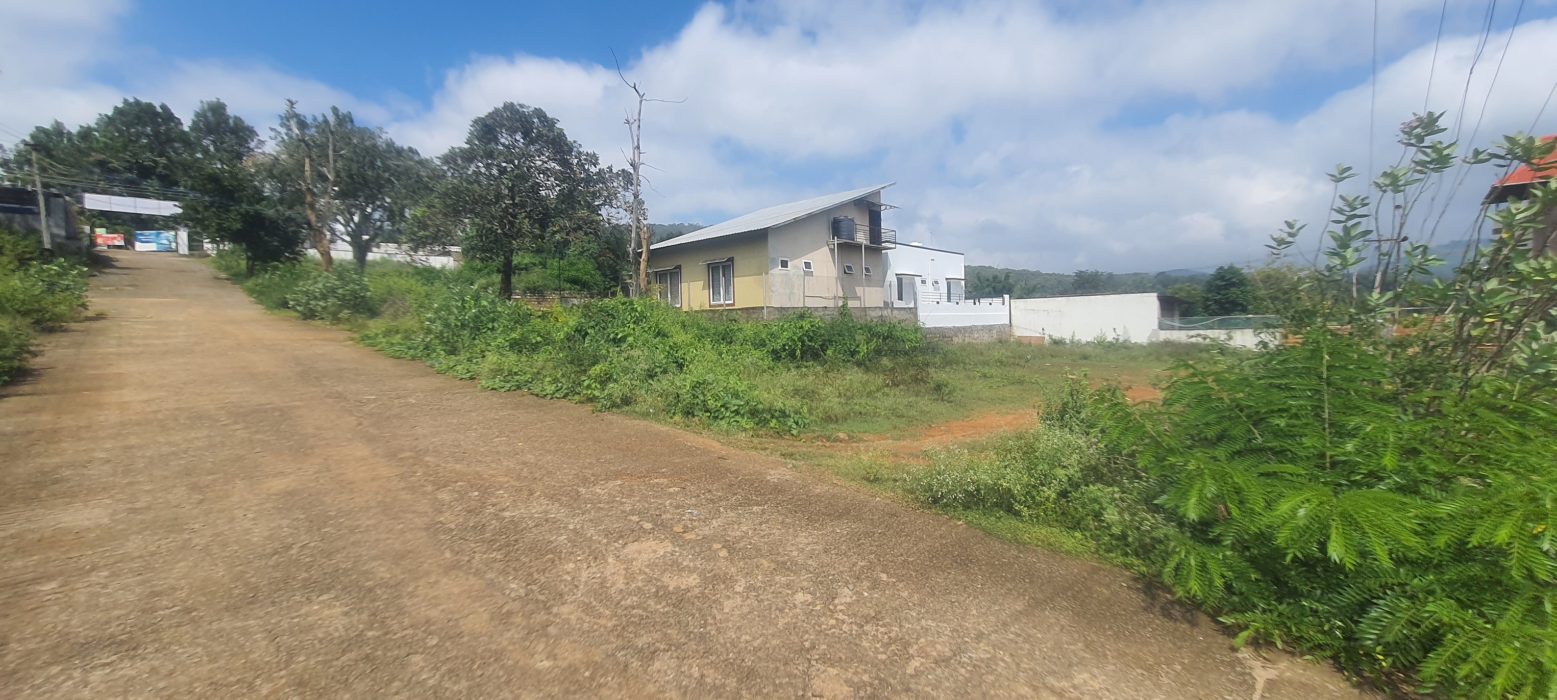 Residential Plots Near Mountain View Adventure Park – Yelagiri Yelagiri Plot